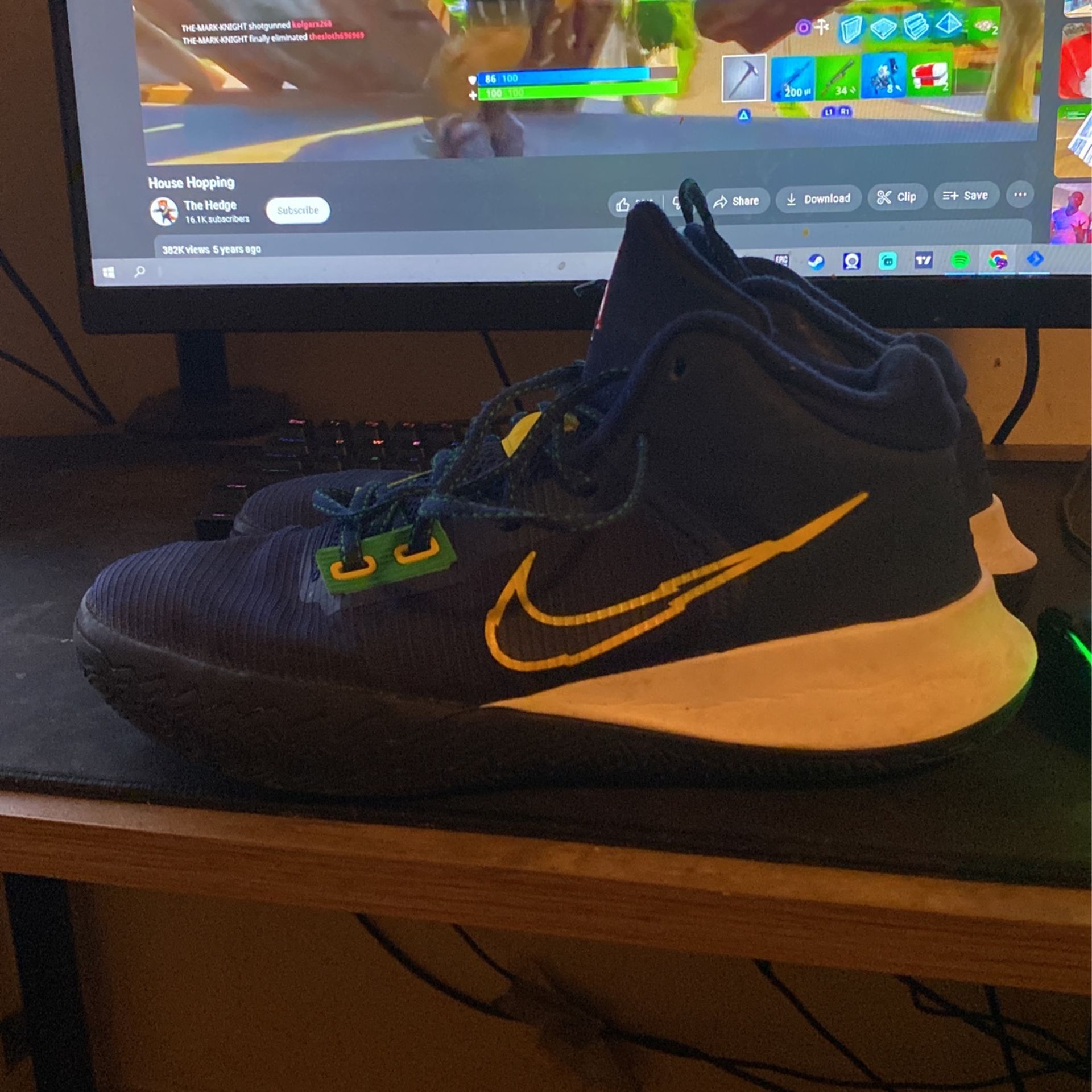 womens basketball shoes kyries