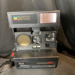 1980s Vintage Polaroid Camera 