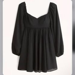 Abercrombie & Fitch Long Sleeve Babydoll Mini Dress. Size M 