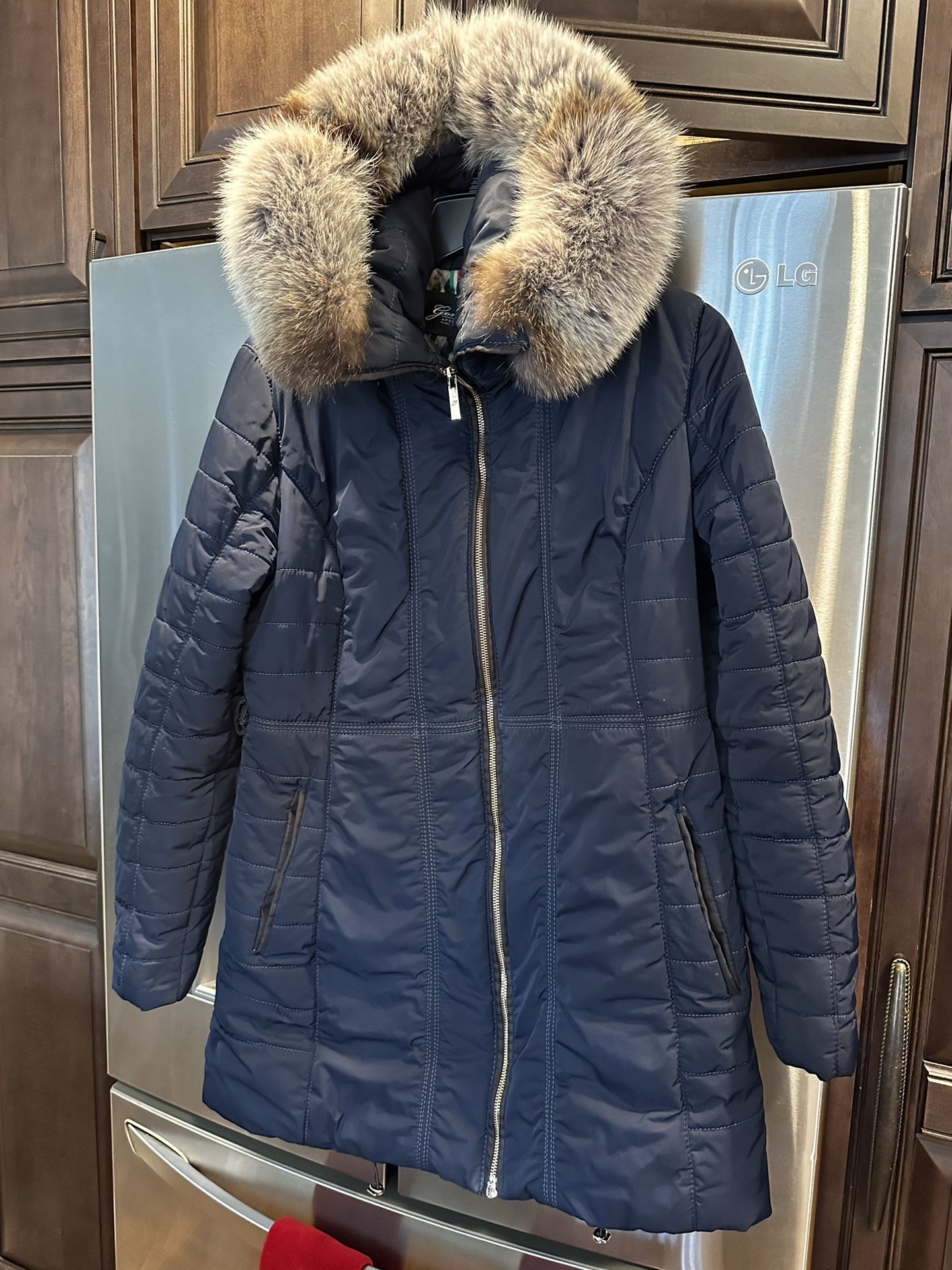 Górskie Womens Jacket Retail Priceat The Store Is $1590