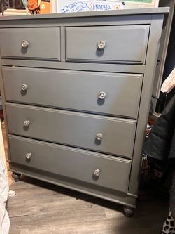 Free dresser