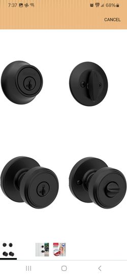 Set Of 2 doorknob new in box pick up in Pomona $35