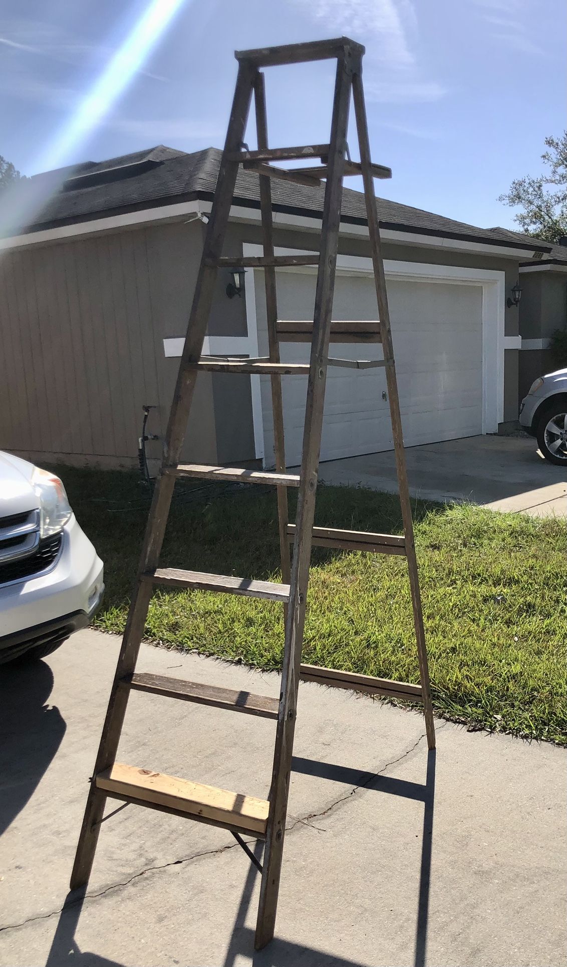 8 Ft Wood Step Ladder