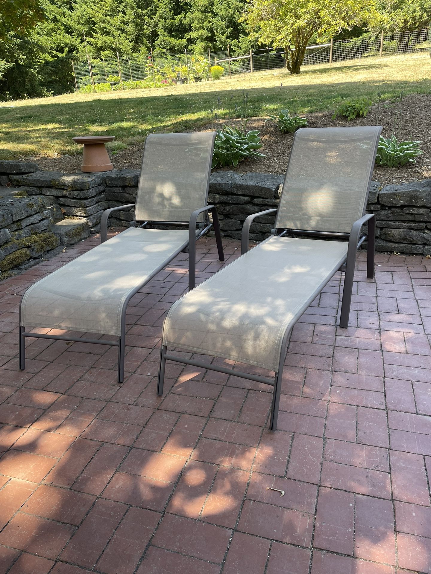 Patio Lounge Chairs - Set of 2