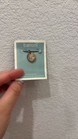 Baroni Mom Charm