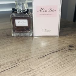 MISS DIOR BLOOMING BOUQUET