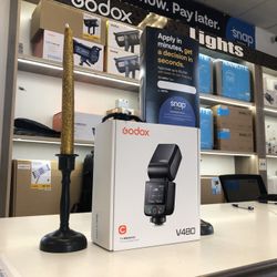 Godox V480 On Camera Flash