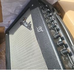 Fender Mustang 1 V.2 70 Watt Guitar Amplifier Tons Of Presets Effects And Features Aux.headphone Jacks