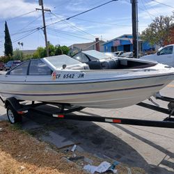 Bayliner Boat 8 Seater