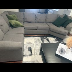 Use Couch Gray
