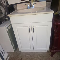 Price is firm.. 25x22 bathroom vanity sink