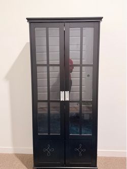 Mirror book cabinet