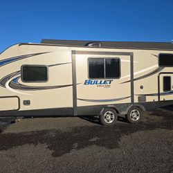 2018 Keystone Bullet Bunkhouse 