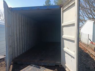 20ft WWT Shipping Container- Delivery included!