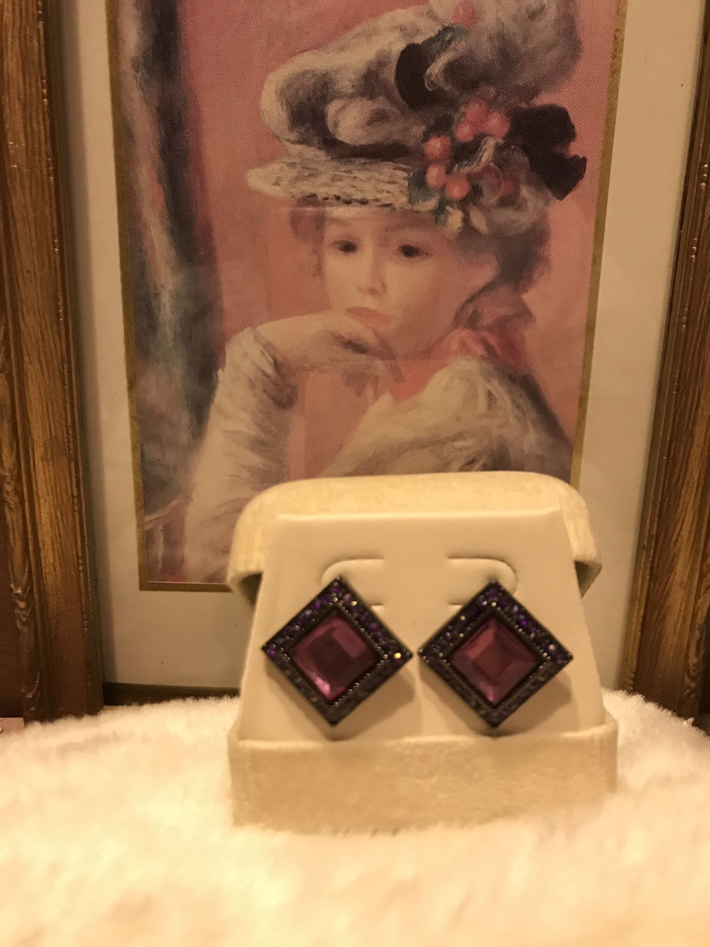 Beautiful! Vintage Purple Stone Earrings