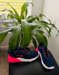 Nike running walking shoes
