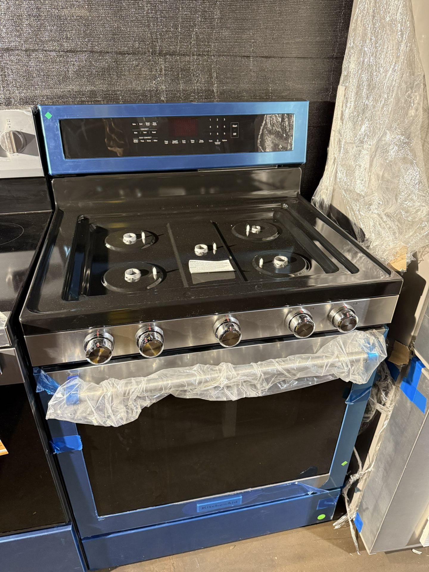 30” Brand New Kitchen Aid Gas Stove Stainless Convection.