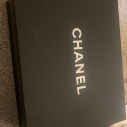 Chanel Box