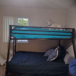 Full And Queen Size Bunk Bed