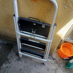 Step Ladder 