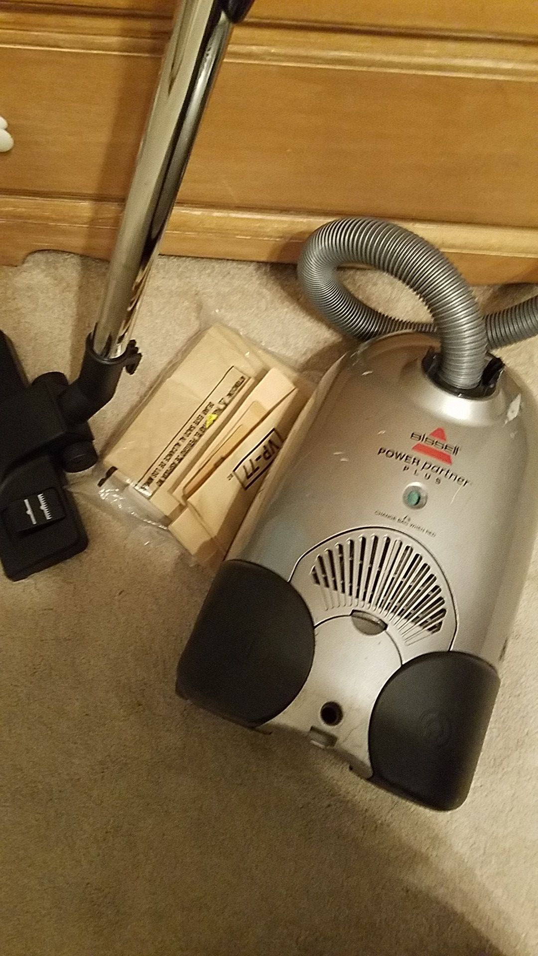 Bissell Power partner plus canister vacuum with 10 new bags for Sale in