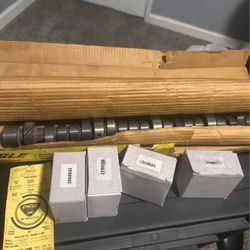 Small Block Camshaft And Lifters 