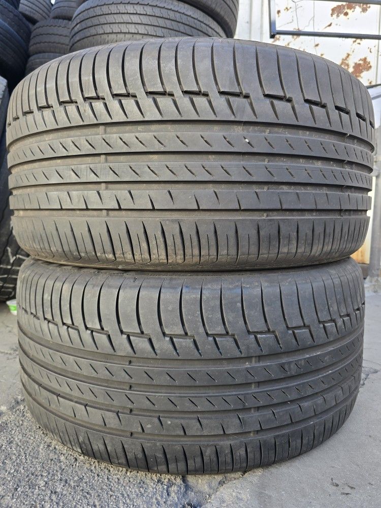 (2) 325 40 22 Continental Tires