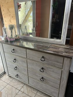 Drawer (wardrobe)