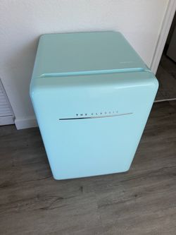 Refrigerator classic almost new