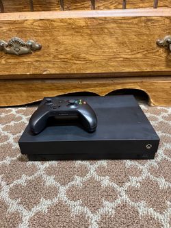 Xbox One X Console Bundle – Controller Included