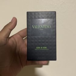 Valentino Uomo Born In Roma 