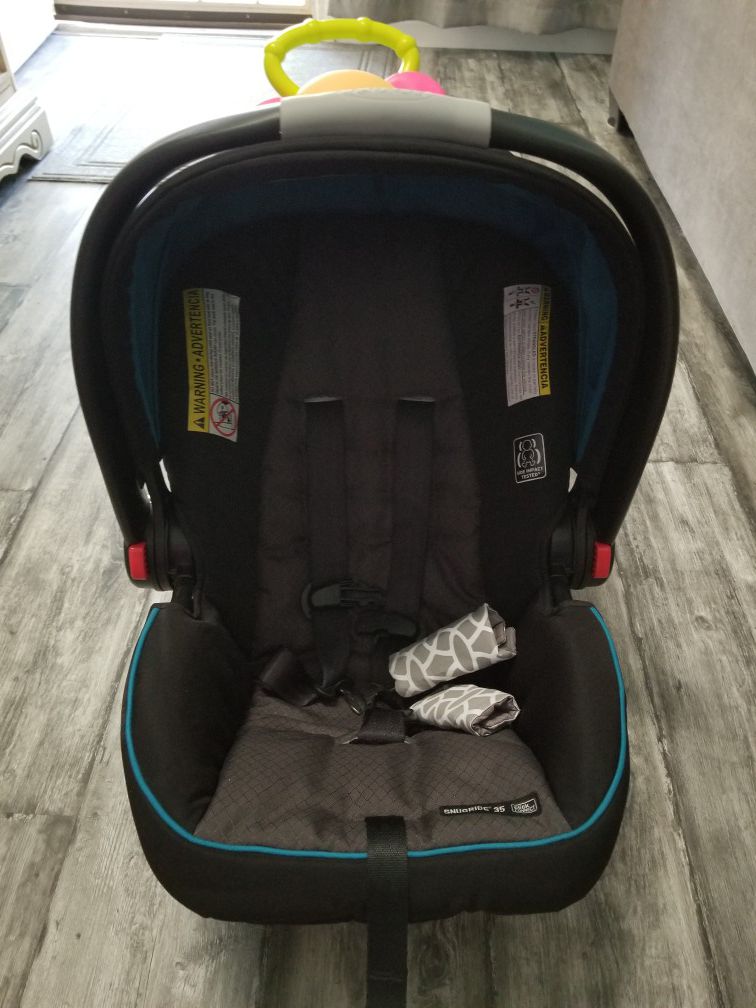 Graco car seat with with cover