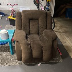 Recliner $40