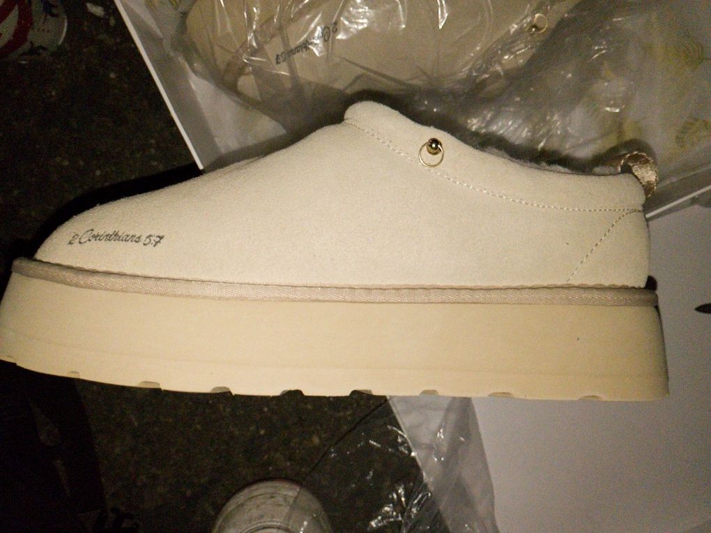 VINTAGE UGG Women's Slip On Platform Slippers Size 43