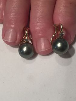 Black Pearl Earrings with Diamonds