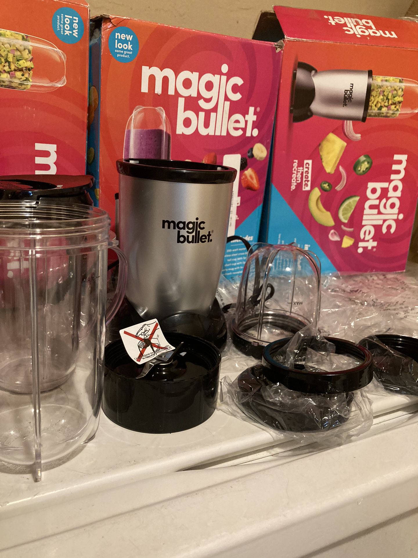 Magic Bullet Personal Blender Mixer Machine for Sale in Bakersfield, CA -  OfferUp
