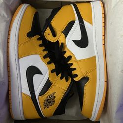 Jordan 1 Mid Taxi