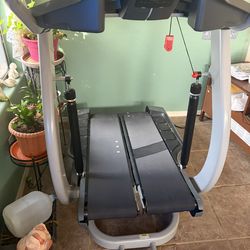 Bow flex TreadClimber