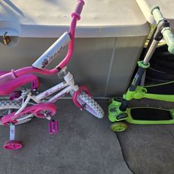 🎄🚲🎁🎄🚲Kids Bike Size 12 With Training Wheels +scooter 🎄🎁🚲🎄