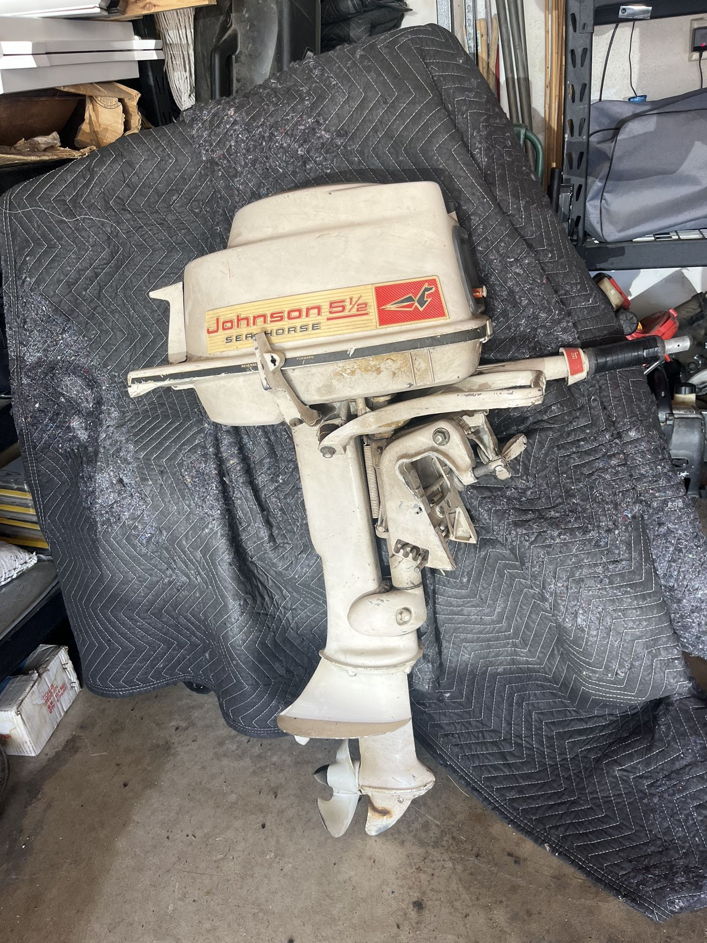 Johnson 5.5 Sea-Horse Outboard Motor