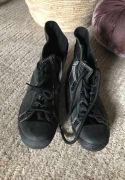 Black leather kid converse sz4.5