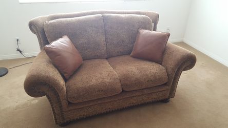 Love Seat Sofa MUST GO!!!