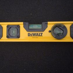 DeWalt Torpedo Level