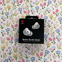 Beats Studio Buds New 