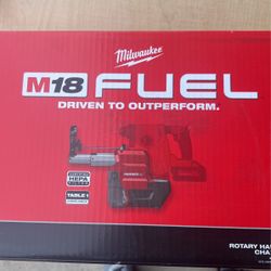 Milwaukee Fuel M18 HammerVaccumm Dust Extractor