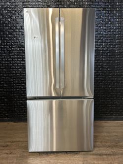 LG REFRIGERATOR w/WARRANTY! R3373A