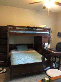 Bedroom set