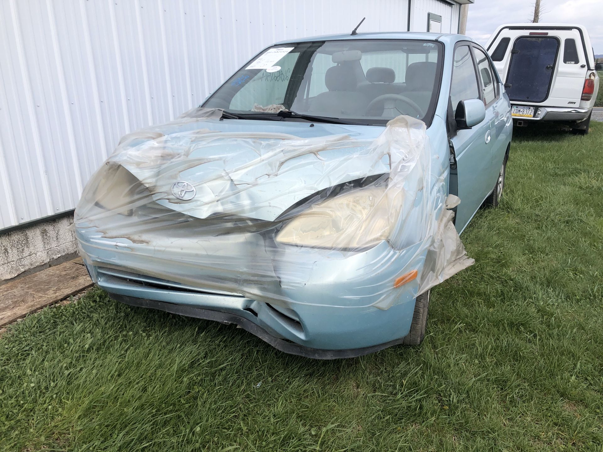 2003 Toyota Prius hybrid parts car no cats sell whole or part out