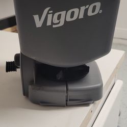 Vigoro Fertilizer Spreader