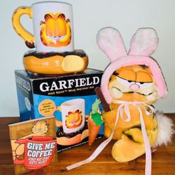 GARFIELD - The Cat EASTER BUNNY PLUS w/ VINTAGE 1970’s BOXED ELECTRIC GARFIELD MUG WARMER - OPEN BOX UNUSED SAVED AS COLLECTIBLE MINT IN BOX